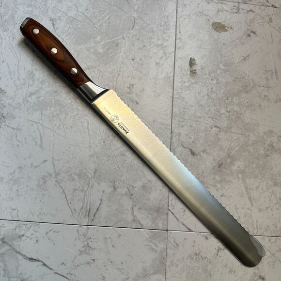 Messermeister Avanta 10” Scalloped Slicer Knife New - Picture 2 of 15